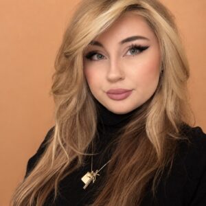 Picture of Samantha Smolen